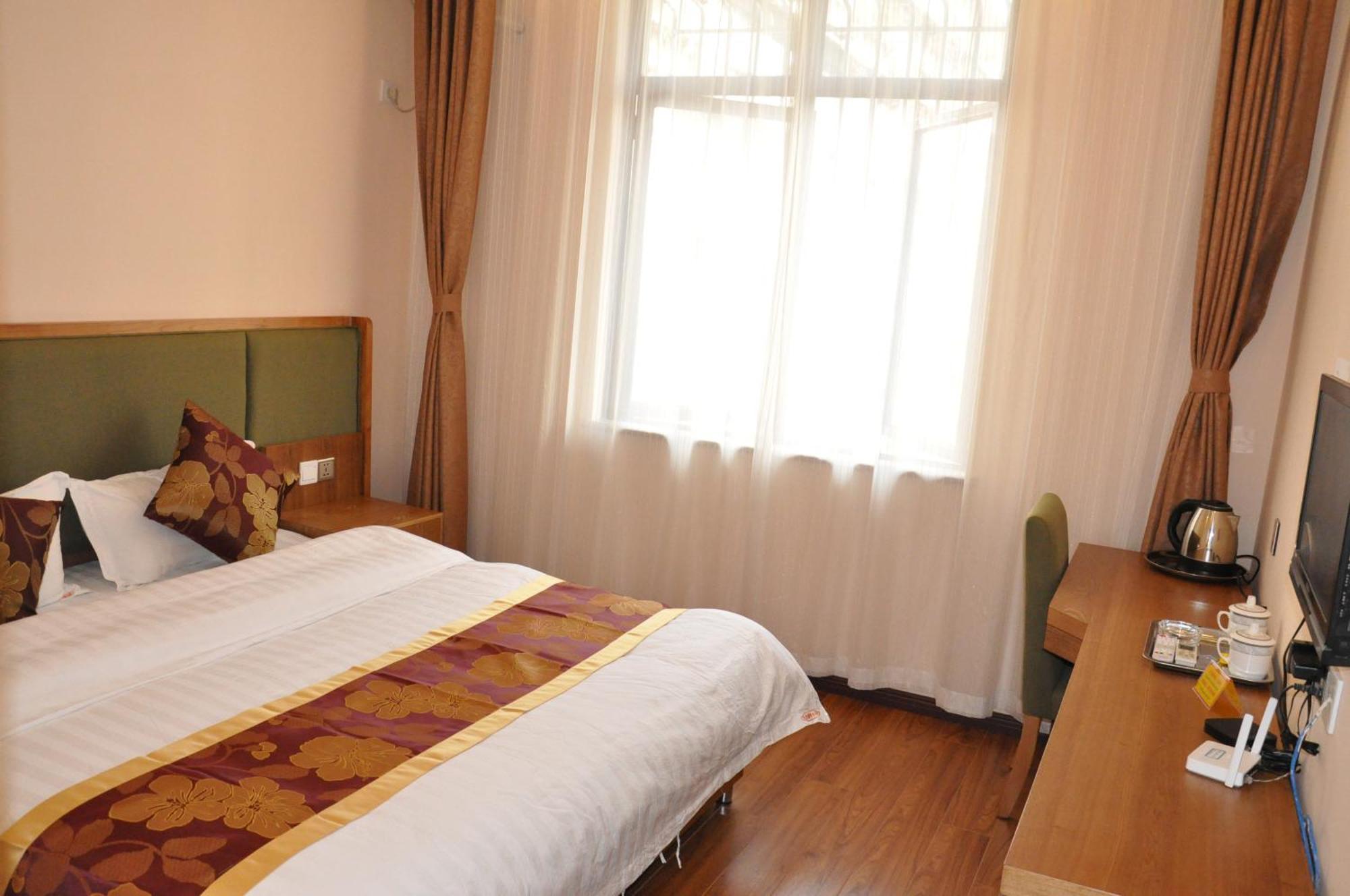 Holly'S Hostel Чэнду Номер фото