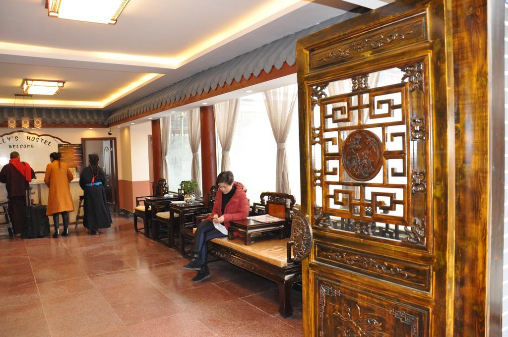 Holly'S Hostel Чэнду Экстерьер фото