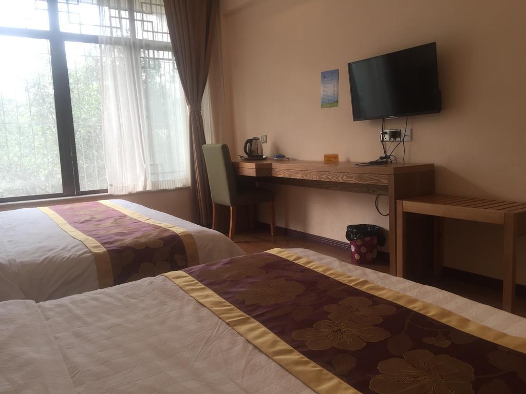 Holly'S Hostel Чэнду Экстерьер фото