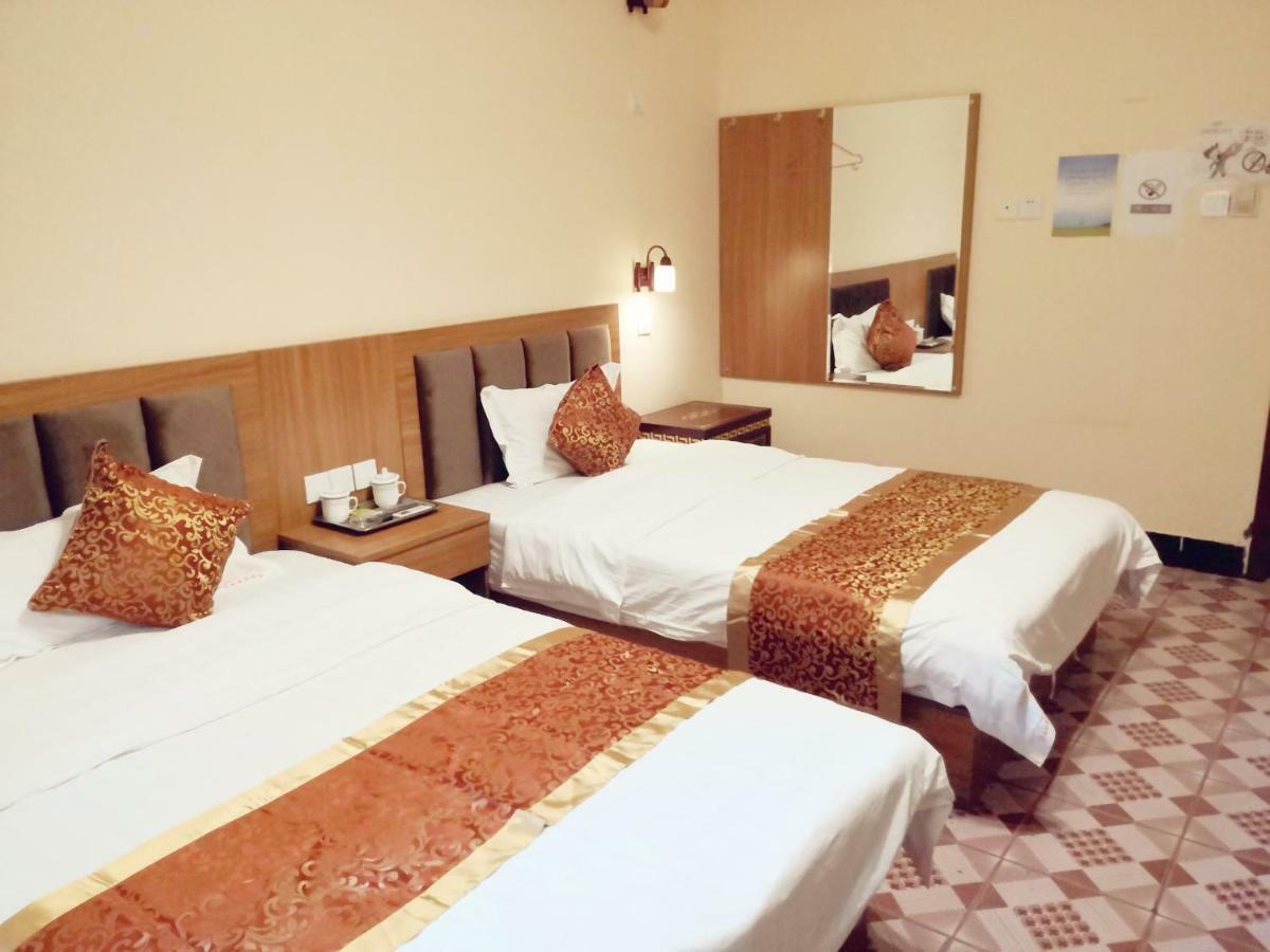 Holly'S Hostel Чэнду Экстерьер фото