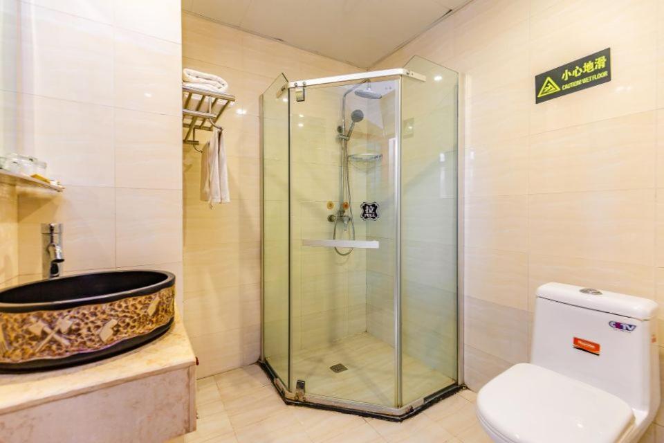 Holly'S Hostel Чэнду Экстерьер фото