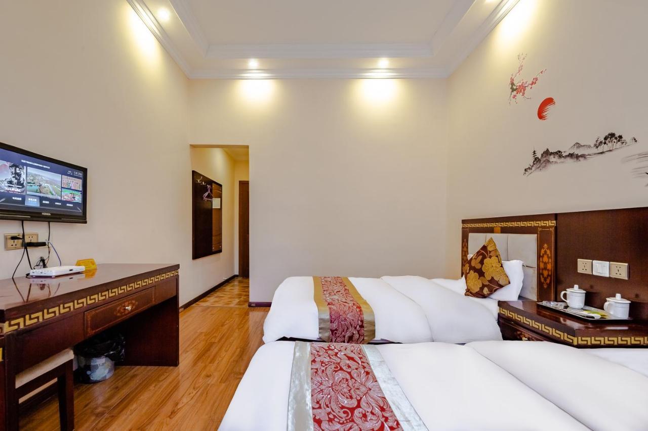 Holly'S Hostel Чэнду Экстерьер фото